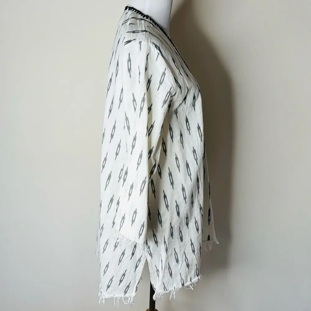 Subtle Luxury White and Black Patterned Cardigan